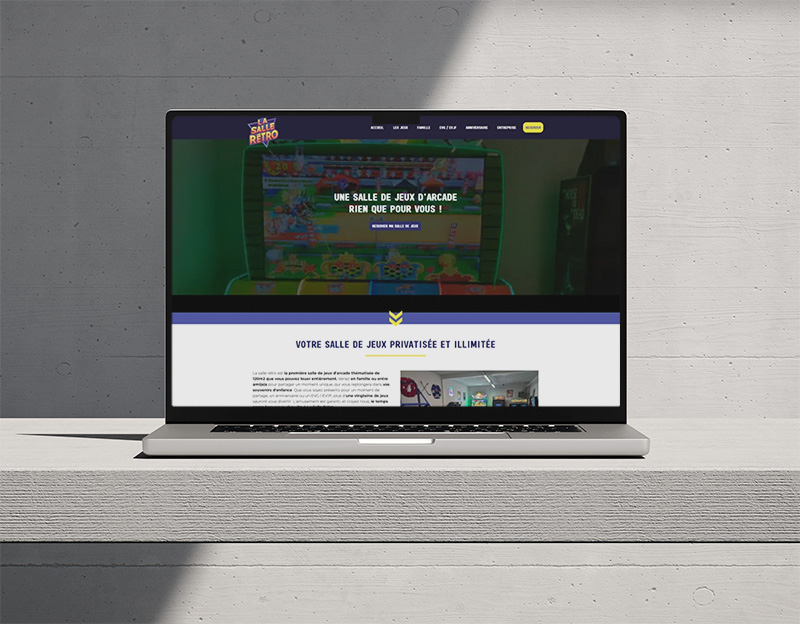 Site internet de La Salle Rétro, salle de jeux d'arcade privatisable avec réservation en ligne